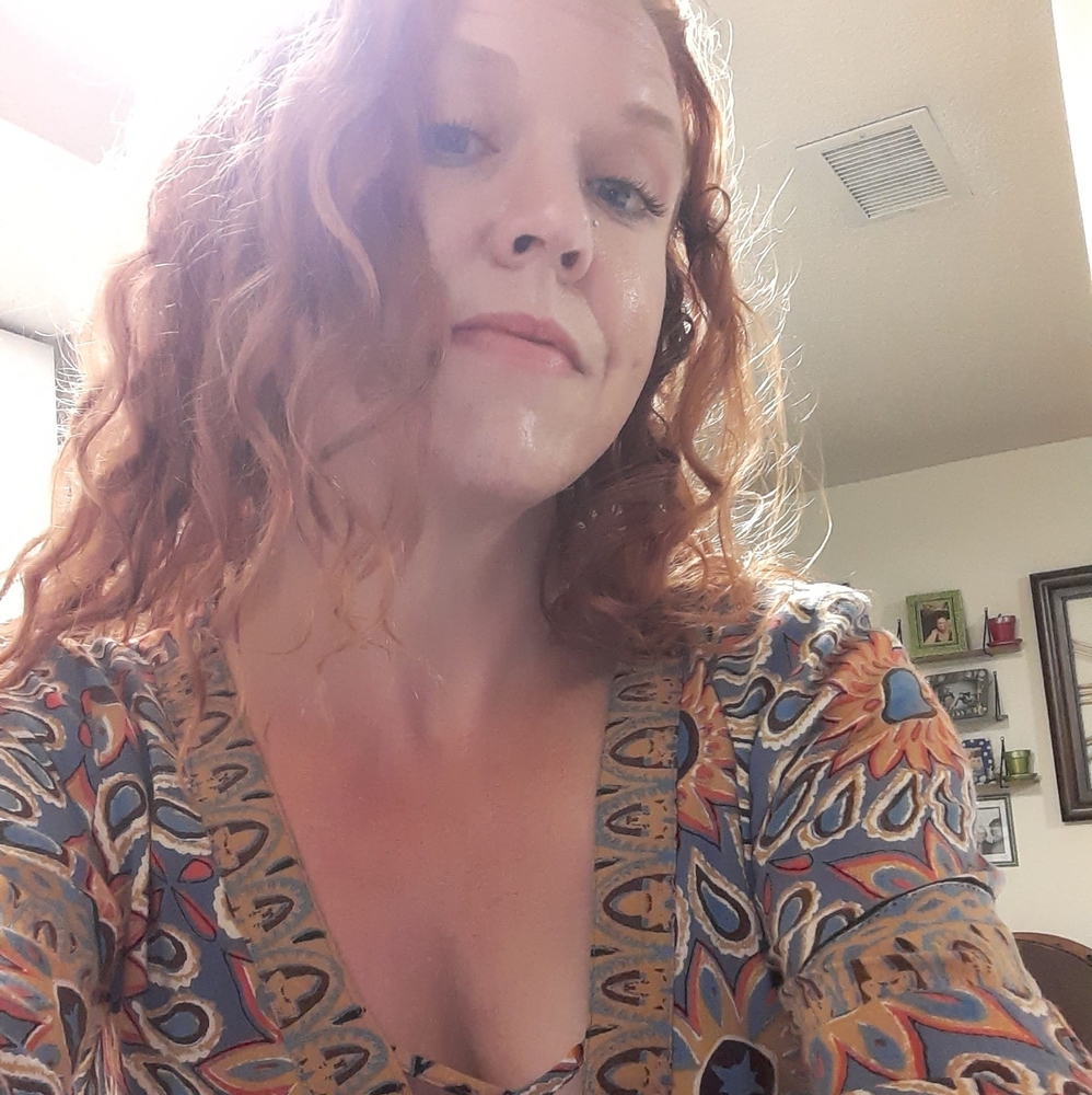 Meet your Posher, Angie